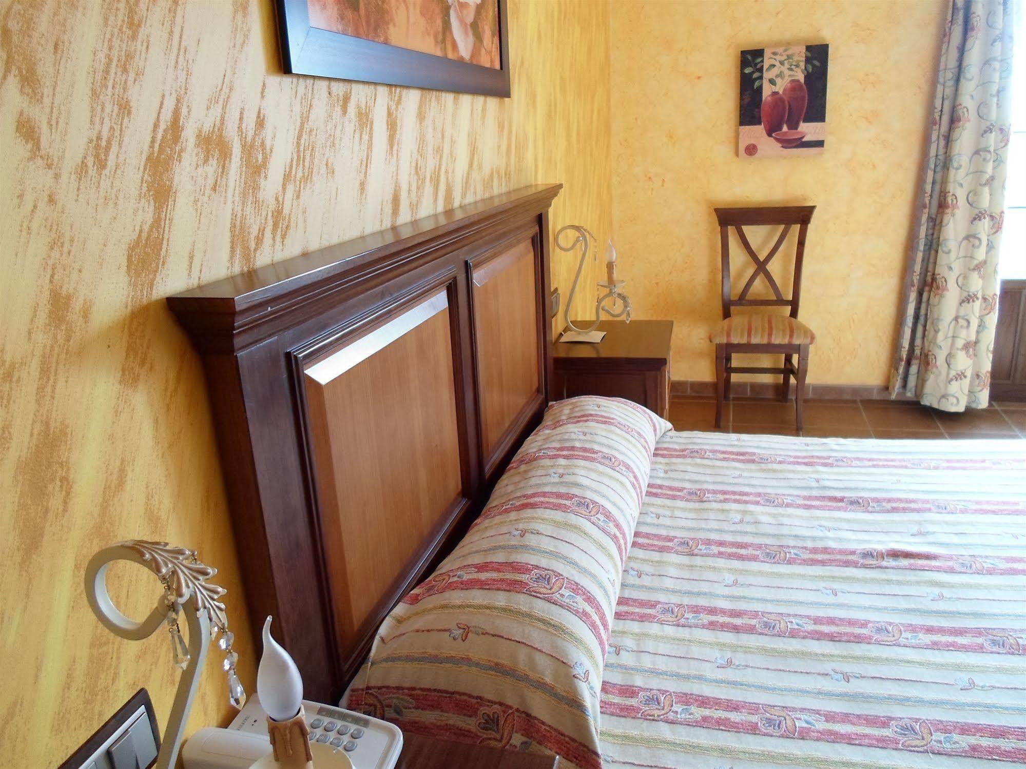 Hotel El Doncel Atarfe Luaran gambar